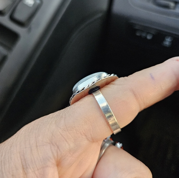 Moonstone silver ring - Picture 2 of 5